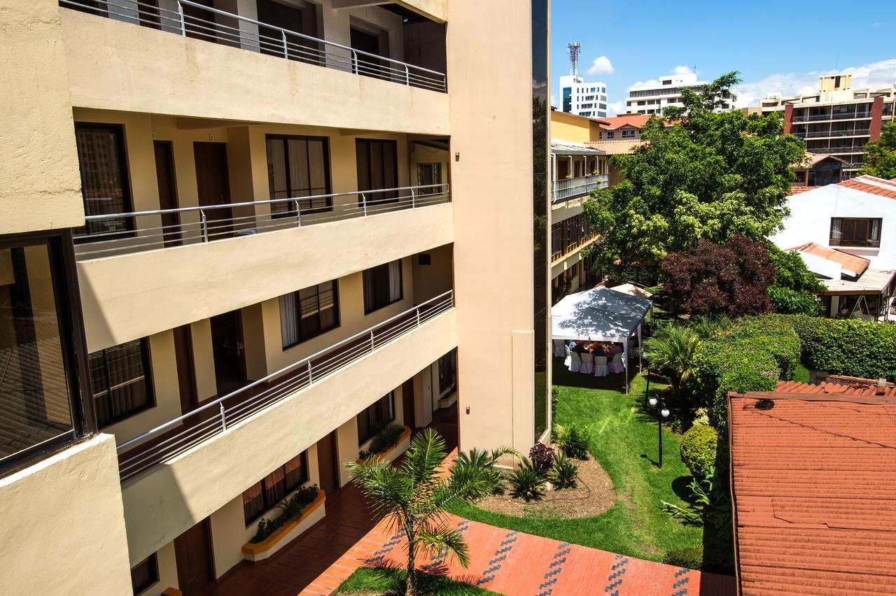 Hotel Anteus Cochabamba Bagian luar foto